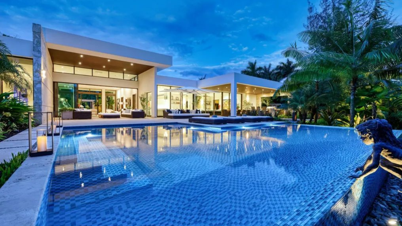 challenges of selling luxury homes